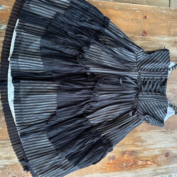 Hot topic Beetlejuice Dress Small Goth Dress Punk Rocker - Picture 14 of 16